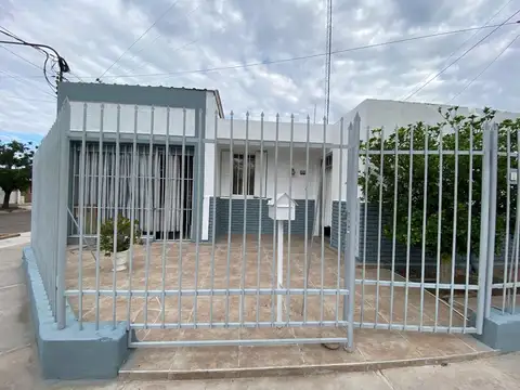 Casa en Venta en Luzuriaga, Maipú