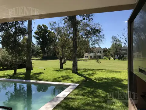 Casa Monoambiente con 4 baños