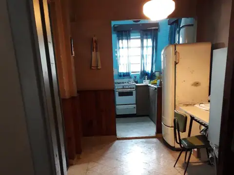 Local en Venta en Parque Chacabuco, USD 240.000