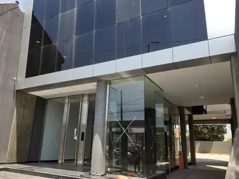 Oficina en Alquiler en Ramos Mejia Sur, USD 1.200