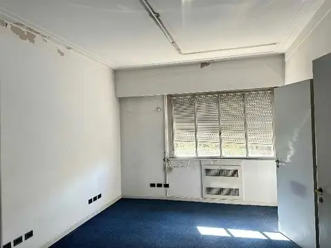 Oportunidad! Se vende un departamento de 4 ambientes al frente - San Nicolas