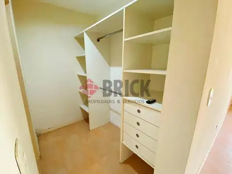 Departamento en Alquiler de Monoambiente