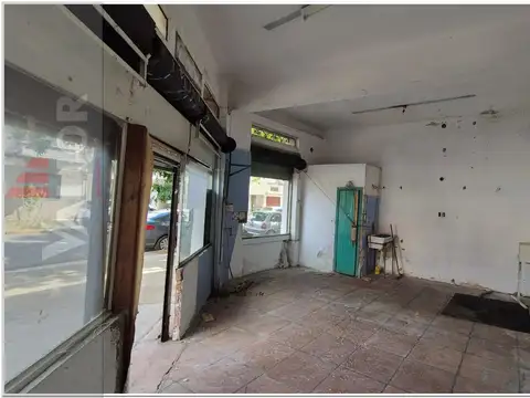 Local en Venta 60 años