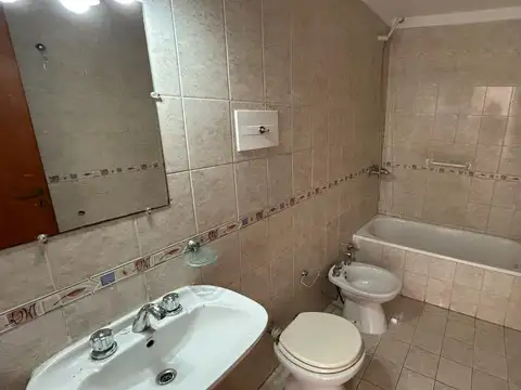 Departamento en Alquiler en Villa Santa Rita, $ 700.000