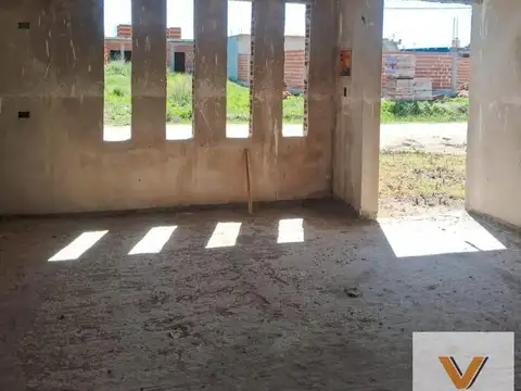 Casa en Venta - 4 Dormitorios 1 Baño - 360mts - La Plata