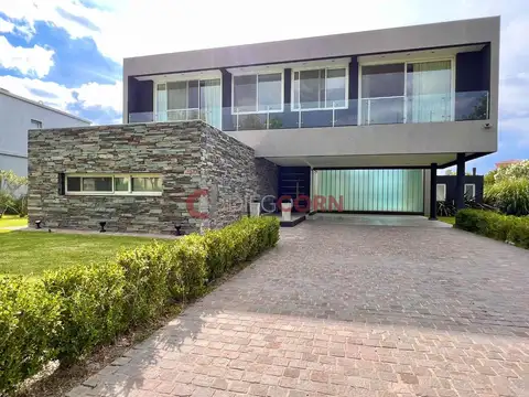 Venta Casa 6 AMB, lote central,Terravista, Gral Rodriguez