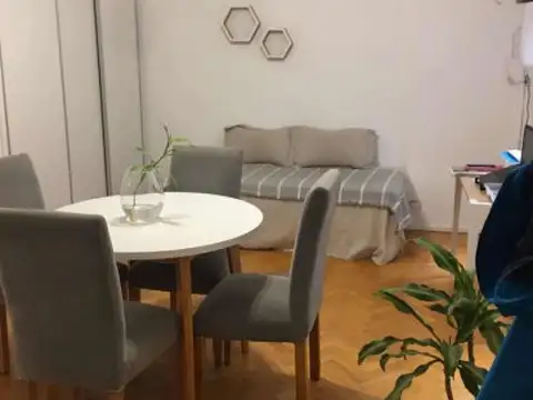 Avenida Olazábal 2500, Piso 4