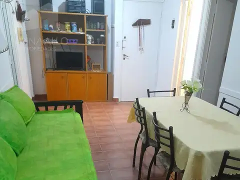 VENTA Departamento en Costa Azul a 1 cuadra de la Playa 