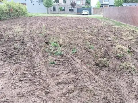 LOTE VENTA CALLE TERRADA PEDRIEL BARRIO CERRADO