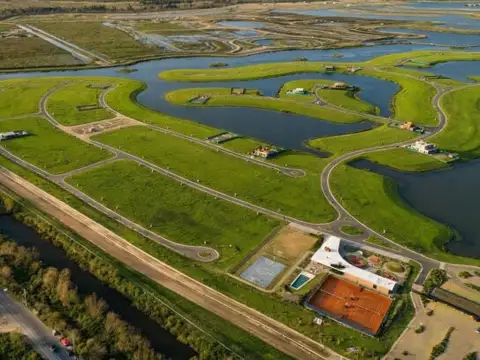 Lote al Agua - AMARRAS PUERTOS - Orientación Norte