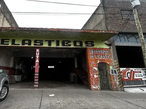 Local en Venta, 234m2, en Loma Hermosa, Tres de Febrero, GBA Oeste
