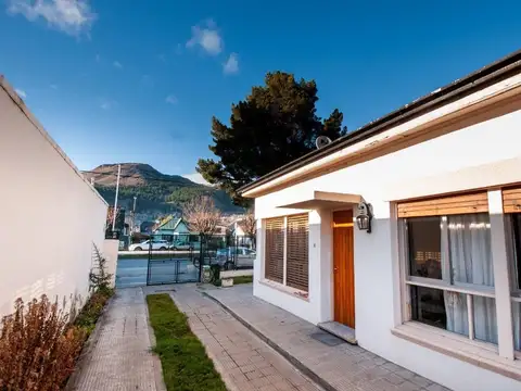Casa 3 ambientes con 2 baños