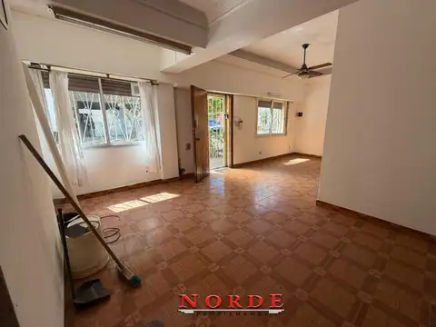 Depto Tipo Casa en Venta en Mataderos, USD 119.000