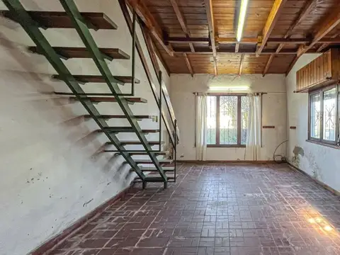 Casa 2 ambientes con 1 baño