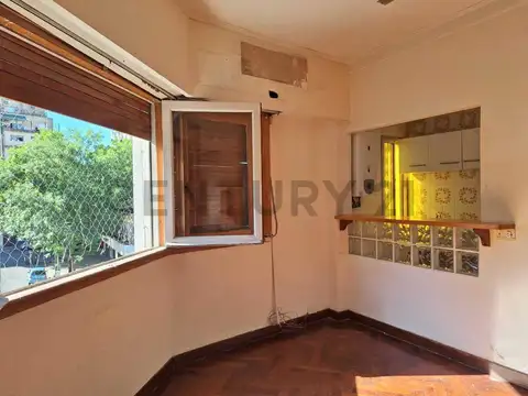 VENTA DEPARTAMENTO 2 AMBIENTES MUY LUMINOSO EN VILLA CRESPO.