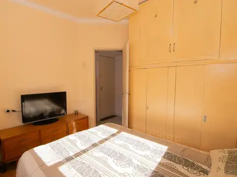 Depto Tipo Casa en Venta 56 años