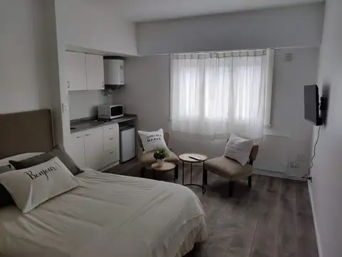 Luminoso y acogedor monoambiente
