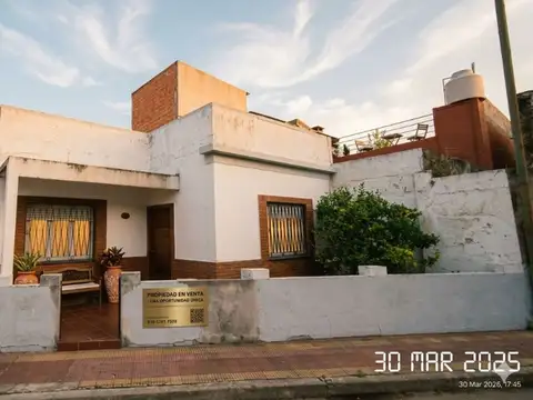 Casa en Venta en Lanús Oeste, USD 83.000