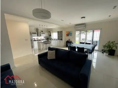 Nuestra Sra. De La Merced 5873