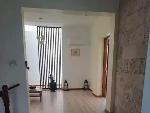 Depto Tipo Casa en Venta 40 años