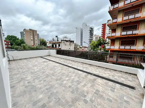 Departamento 4 ambientes con terraza, 2° A, Moreno 4725- Caseros