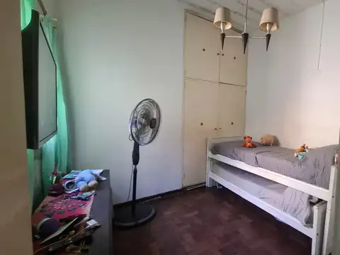 venta de casa 3 ambientes en Haedo con terraza