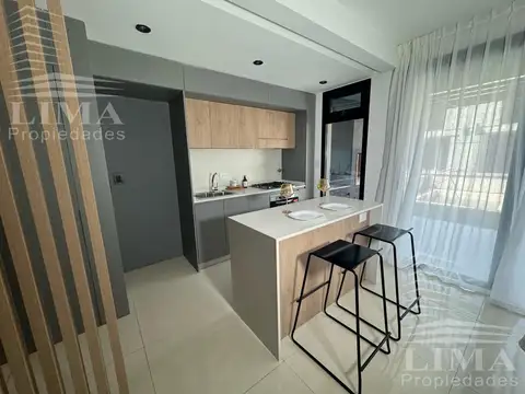 Casa 4 dormitorios. Green Fisherton, Wilde 400 bis