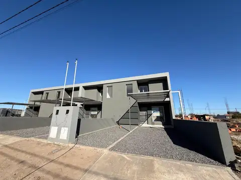 Duplex en Venta en Barrio Norte 1