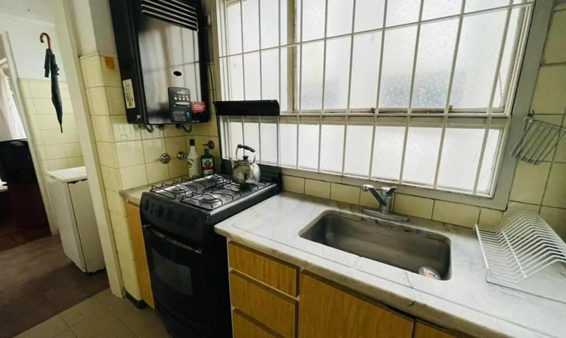 Departamento de cuatro ambientes al contrafrente