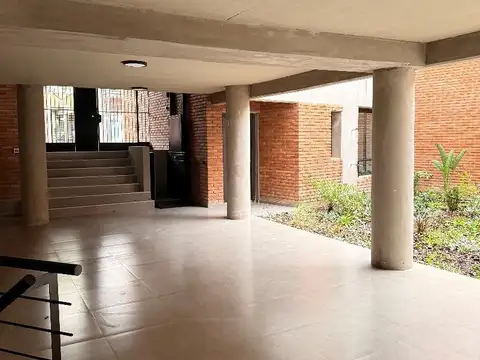 Colon 2300