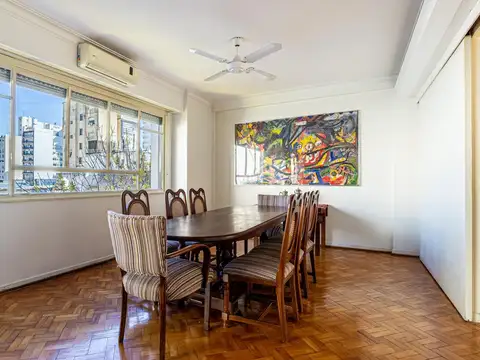 Departamento en Venta de 6 ambientes