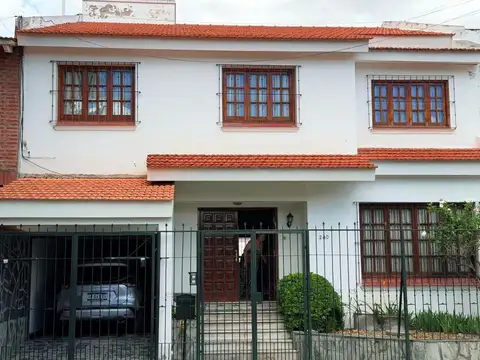 Exc Casa alq 4 dor gge/qcho/suite/jard Los Carolinos al 200