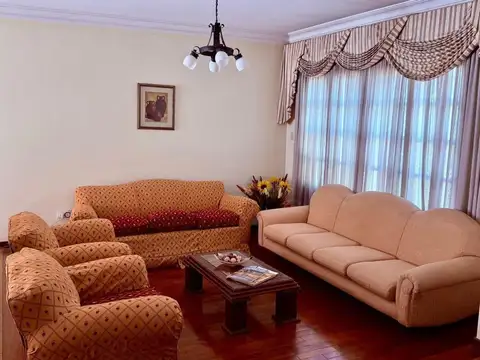 Exc Casa alq 4 dor gge/qcho/suite/jard Los Carolinos al 200