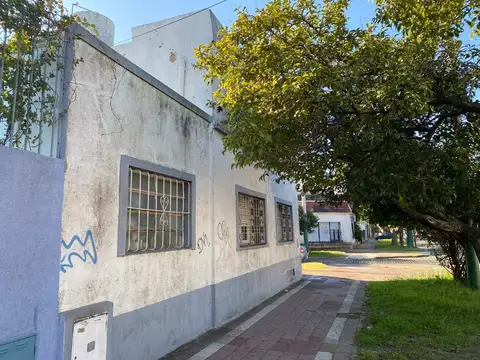 Casa en Venta en Banfield, USD 75.000
