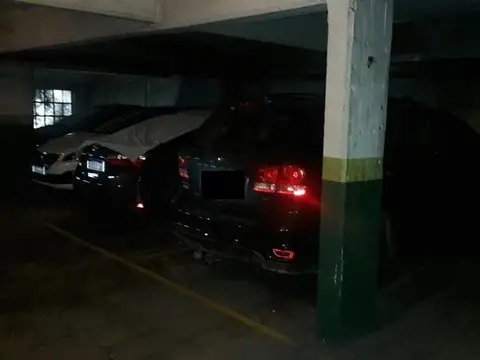 Venta Cochera - Barrio Norte