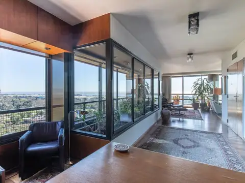 Av. Figueroa Alcorta 3700, Piso 20