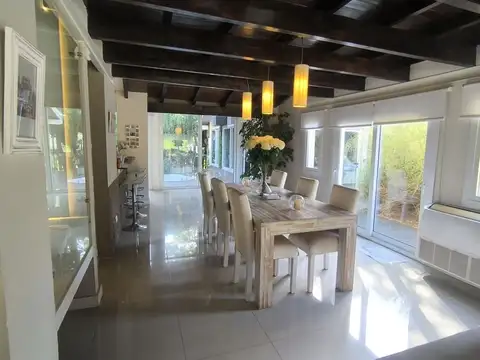 Casa en Venta de 5 dormitorios