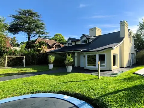 Casa en Venta de 5 dormitorios