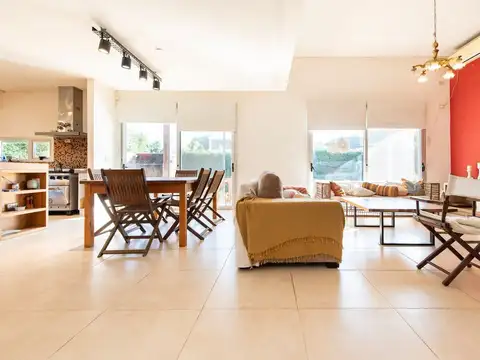 CASA 3 DORMITORIOS EN VENTA GORINA