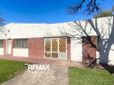 Casa 10 ambientes con 3 baños