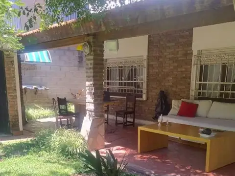 enrique larreta 1600