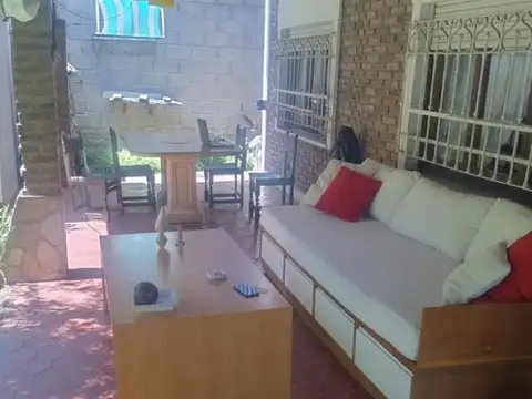 enrique larreta 1600