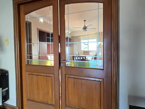 Departamento 6 ambientes con 3 baños