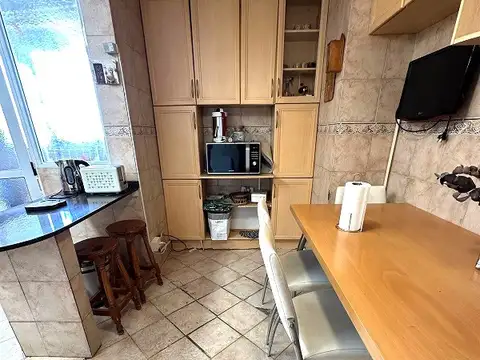 Departamento 4 ambientes con 2 baños