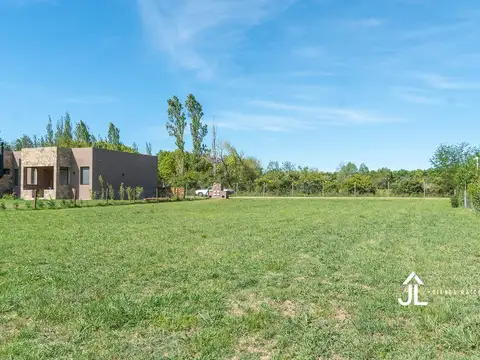 Terreno en Venta 43  mts Fondo