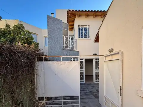 Departamento en Alquiler con 1 cocheras