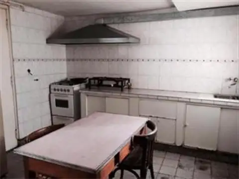 Hotel familiar 14 hab.