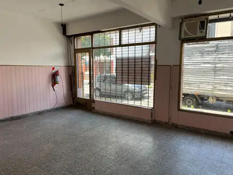 Local en Venta 45 años