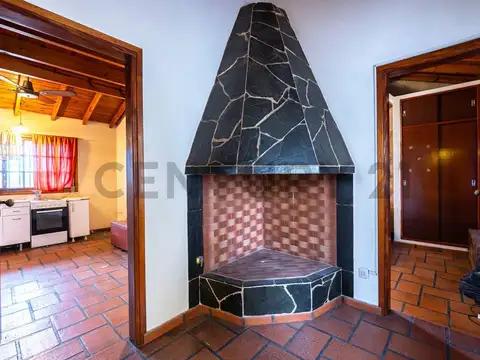 Casa en Venta en Castelar, USD 94.000