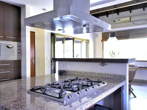 Casa en Venta en El Aromo, USD 270.000